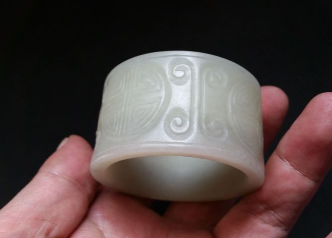 古玩玉器和田白玉發(fā)箍拍賣,當(dāng)前價格880元