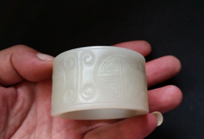 古玩玉器和田白玉發(fā)箍拍賣,當(dāng)前價格880元