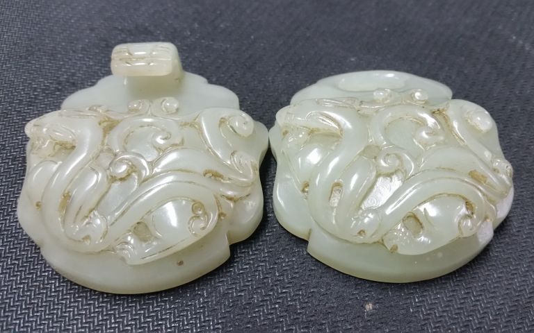古玩玉器和田青白玉帶扣拍賣,當前價格1280元