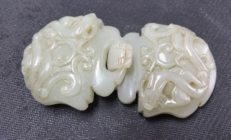 古玩玉器和田青白玉帶扣拍賣,當前價格1280元