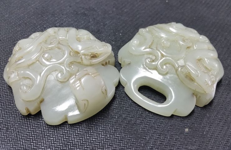 古玩玉器和田青白玉帶扣拍賣,當前價格1280元