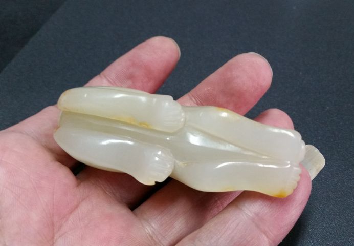 古玩玉器和田玉擺件白玉狗拍賣,當前價格880元