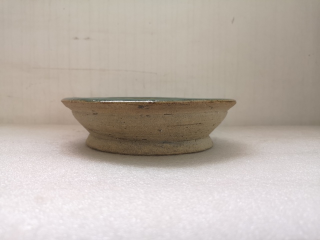 古玩陶瓷清早期綠釉盤拍賣,當前價格580元