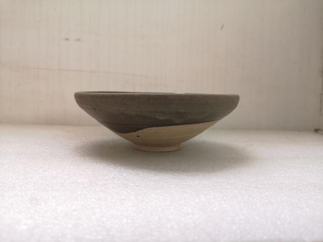 古玩陶瓷金元褐釉碗拍賣,當前價格580元