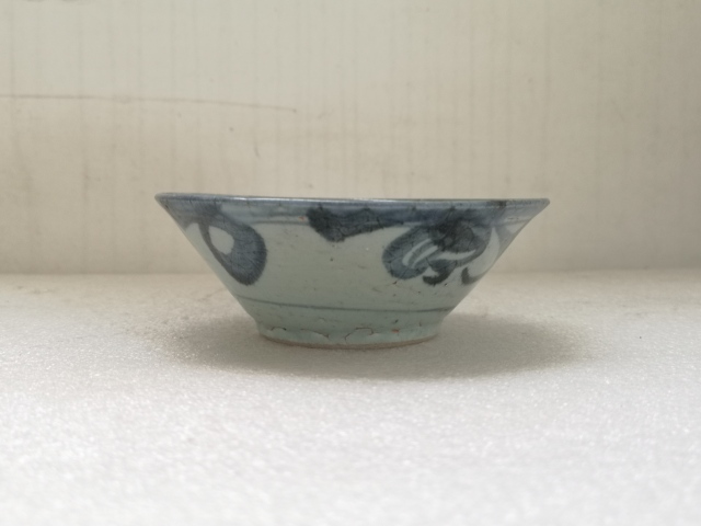 古玩陶瓷團螭紋青花碗拍賣，當前價格680元