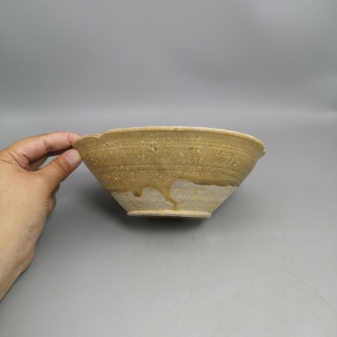 古玩陶瓷唐五代十國越窯 青釉花口碗拍賣,當前價格1888元