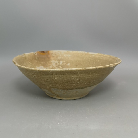 古玩陶瓷唐五代十國越窯 青釉花口碗拍賣,當前價格1888元