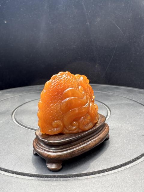 古玩雜項《瑞獣獻福》壽山田黃石擺件（特價）拍賣，當前價格5599元