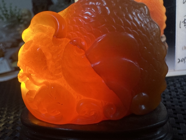 古玩雜項《瑞獣獻福》壽山田黃石擺件（特價）拍賣，當前價格5599元