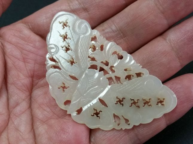 古玩玉器和田玉蝴蝶玉佩拍賣,當(dāng)前價格880元