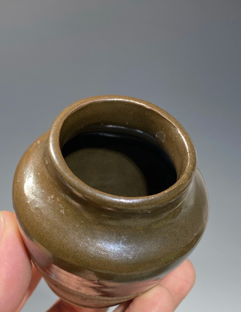 古玩陶瓷茶葉末釉茶入拍賣,當前價格0元