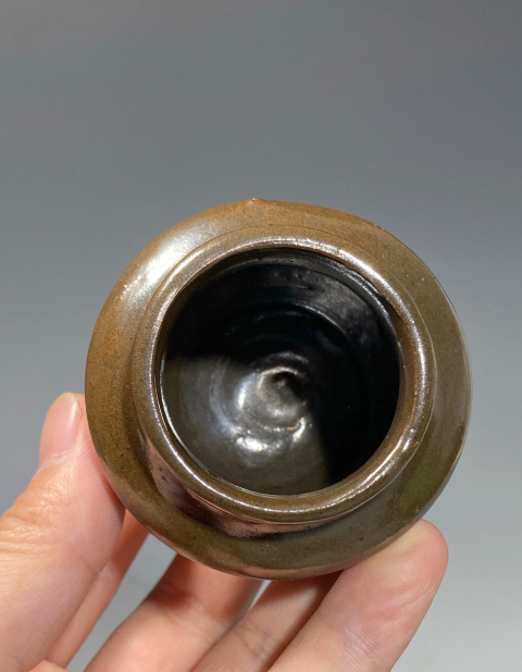 古玩陶瓷茶葉末釉茶入拍賣,當前價格0元