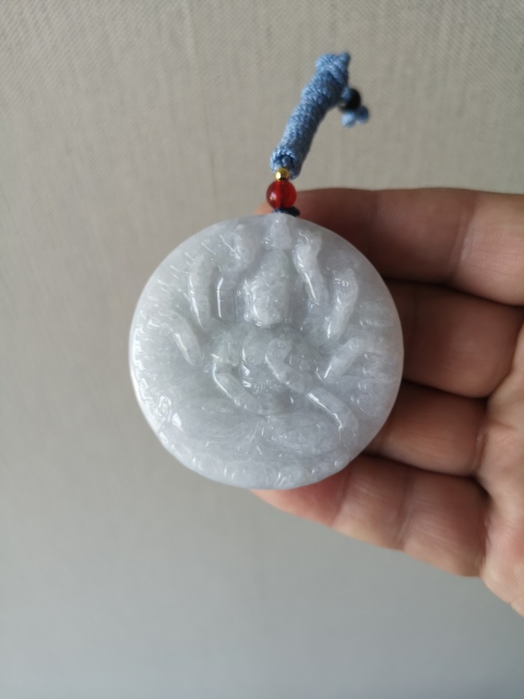 古玩玉器天然翡翠雕“千手觀音”牌拍賣,當前價格680元