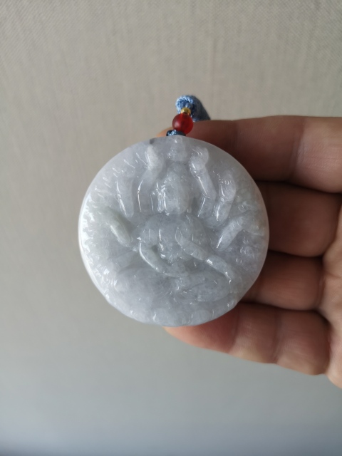古玩玉器天然翡翠雕“千手觀音”牌拍賣,當前價格680元