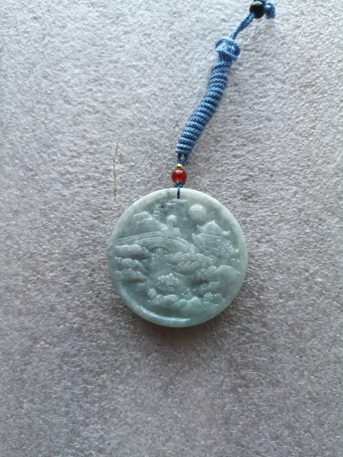 古玩玉器天然翡翠雕“山水”掛牌拍賣，當(dāng)前價格850元