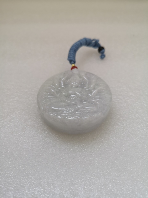 古玩玉器天然翡翠雕“千手觀音”牌拍賣,當前價格680元
