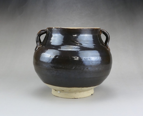 古玩陶瓷元代.耀州窯黑釉四系罐拍賣,當(dāng)前價(jià)格6300元