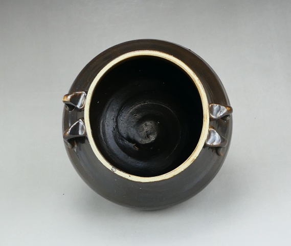 古玩陶瓷元代.耀州窯黑釉四系罐拍賣,當(dāng)前價(jià)格6300元