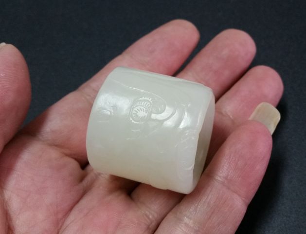 古玩玉器和田白玉扳指拍賣,當前價格1080元