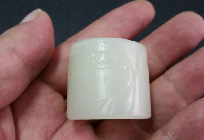 古玩玉器和田白玉扳指拍賣,當前價格1080元