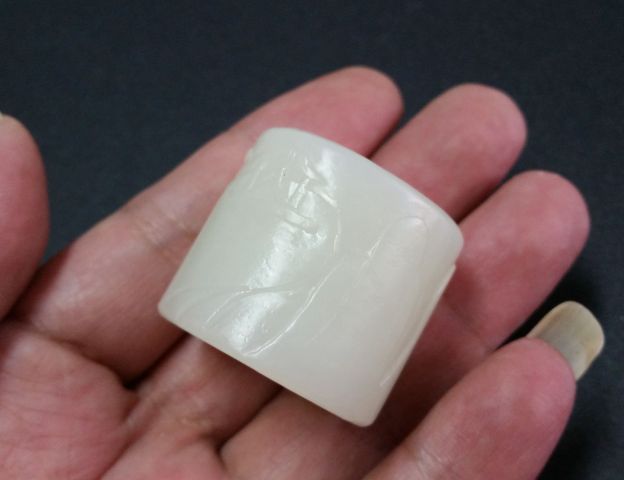 古玩玉器和田白玉扳指拍賣,當前價格1080元