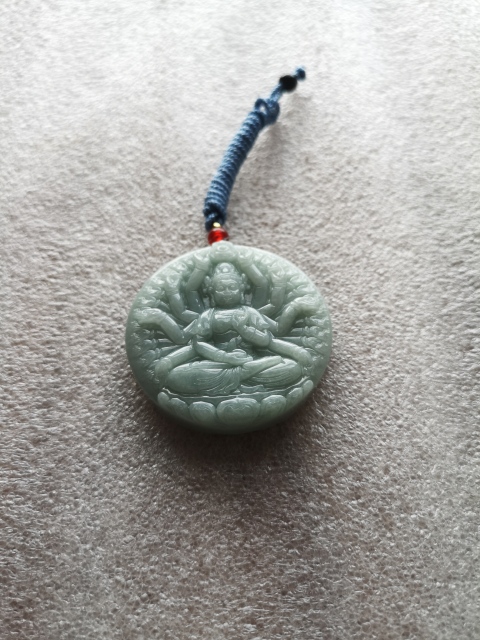 古玩玉器天然翡翠雕“千手觀音”牌拍賣,當(dāng)前價(jià)格680元