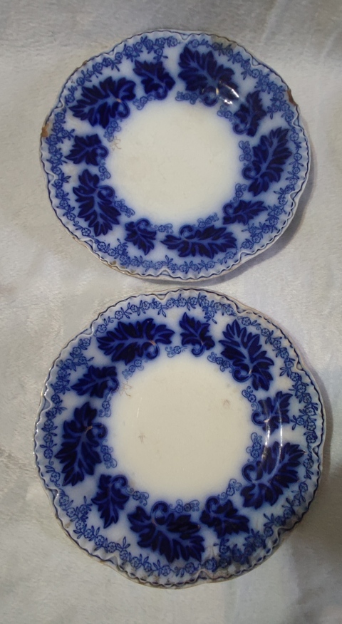 古玩陶瓷青花花卉紋花口盤拍賣，當(dāng)前價(jià)格518元