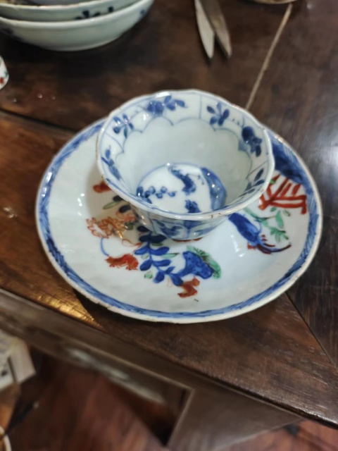 古玩陶瓷斗雞紋杯碟拍賣,當(dāng)前價(jià)格2800元