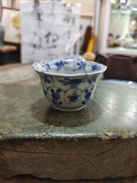 古玩陶瓷斗雞紋杯碟拍賣,當(dāng)前價(jià)格2800元