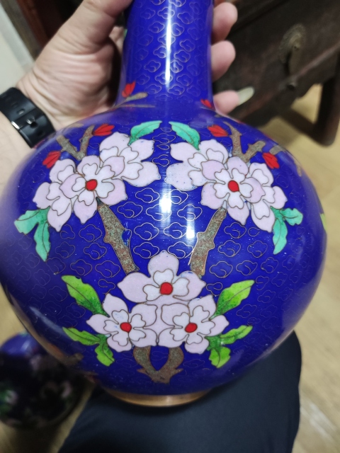 古玩雜項創匯期景泰藍掐絲琺瑯天球瓶一對拍賣，當前價格1688元