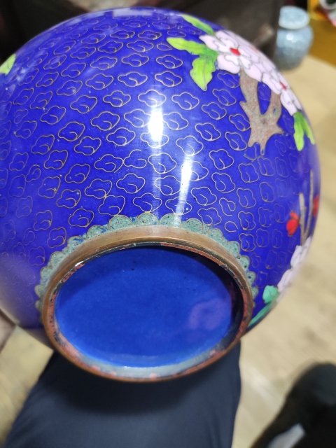 古玩雜項創匯期景泰藍掐絲琺瑯天球瓶一對拍賣，當前價格1688元