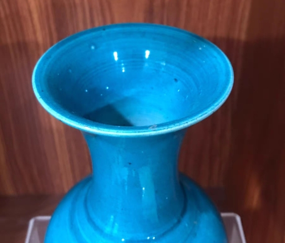 古玩陶瓷清中期孔雀藍(lán)釉鳳尾尊拍賣(mài),當(dāng)前價(jià)格5500元