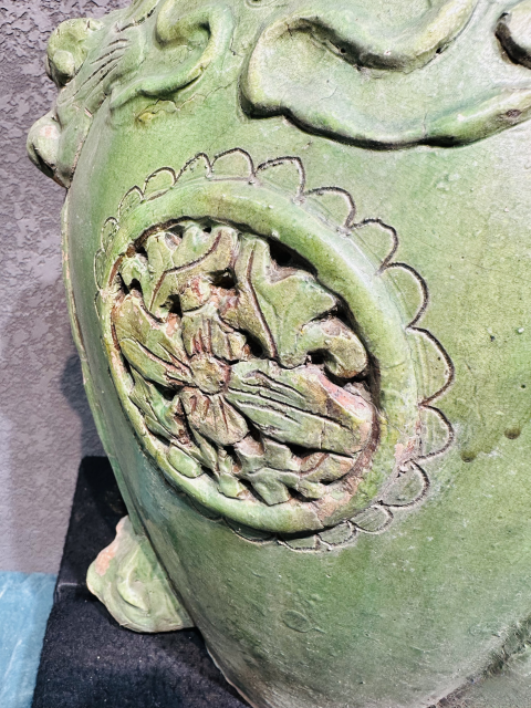 古玩陶瓷約清早期綠釉花卉紋繡墩拍賣，當前價格6600元
