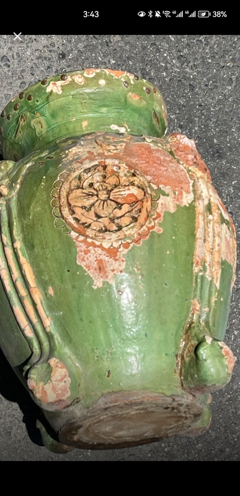 古玩陶瓷約清早期綠釉花卉紋繡墩拍賣，當前價格6600元