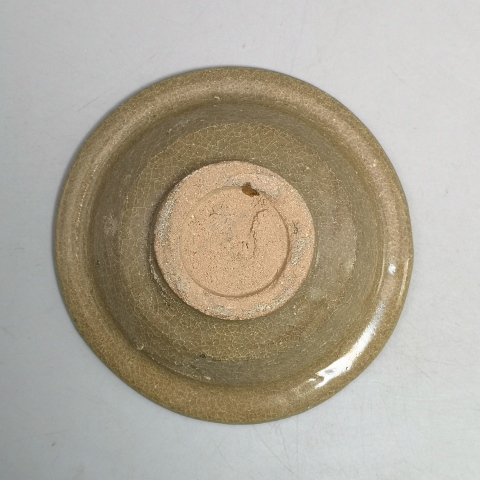 古玩陶瓷米黃釉盤拍賣,當前價格1200元