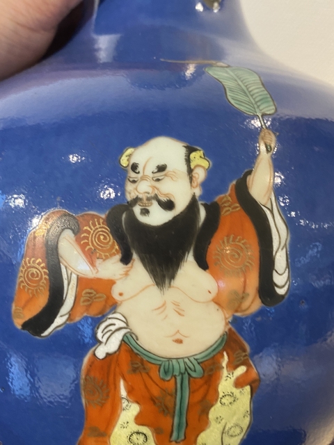 【美品】明代五彩八仙天球瓶 故宮精品網路商城- 粉彩蟠桃天球瓶