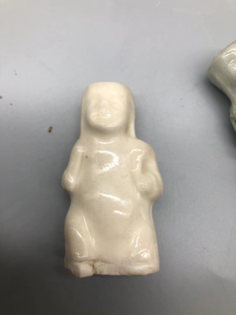 古玩陶瓷明代瓷童子一組拍賣,當前價格1500元
