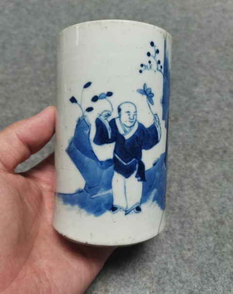 古玩陶瓷青花人物故事紋筆筒拍賣，當前價格366元