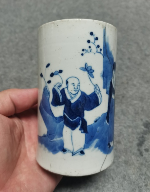古玩陶瓷青花人物故事紋筆筒拍賣，當前價格366元