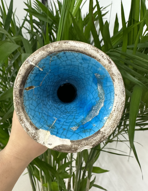古玩陶瓷清晚期孔雀藍釉刻劃盤龍紋膽瓶拍賣,當前價格858元