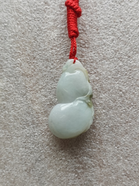 古玩玉器天然翡翠“葫蘆”掛件拍賣(mài),當(dāng)前價(jià)格298元