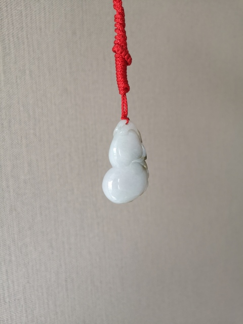 古玩玉器天然翡翠“葫蘆”掛件拍賣(mài),當(dāng)前價(jià)格298元