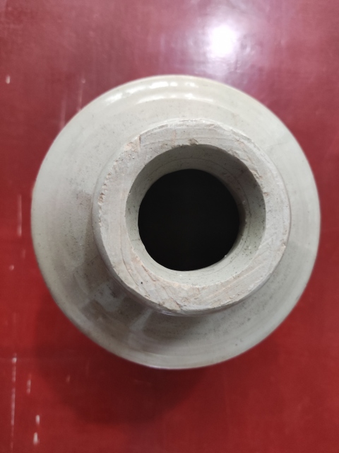 古玩陶瓷明代龍泉青瓷唇口罐拍賣,當前價格588元