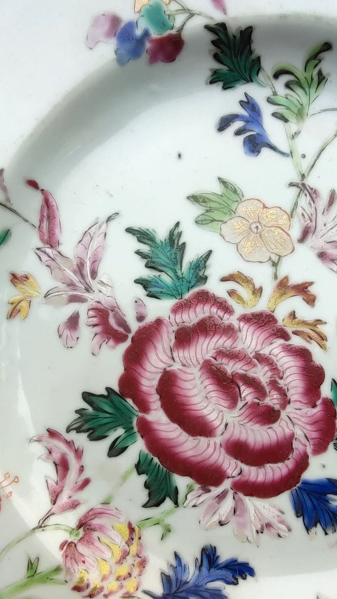 古玩陶瓷清雍正粉彩花卉紋盤拍賣，當(dāng)前價(jià)格2800元