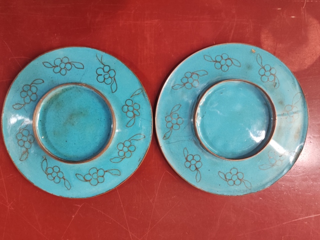 古玩雜項景泰藍(lán)掐絲琺瑯花卉盤一對拍賣，當(dāng)前價格498元