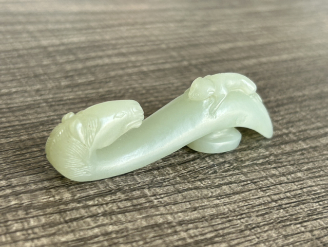 古玩玉器清代馬上封侯帶鉤拍賣,當前價格8200元