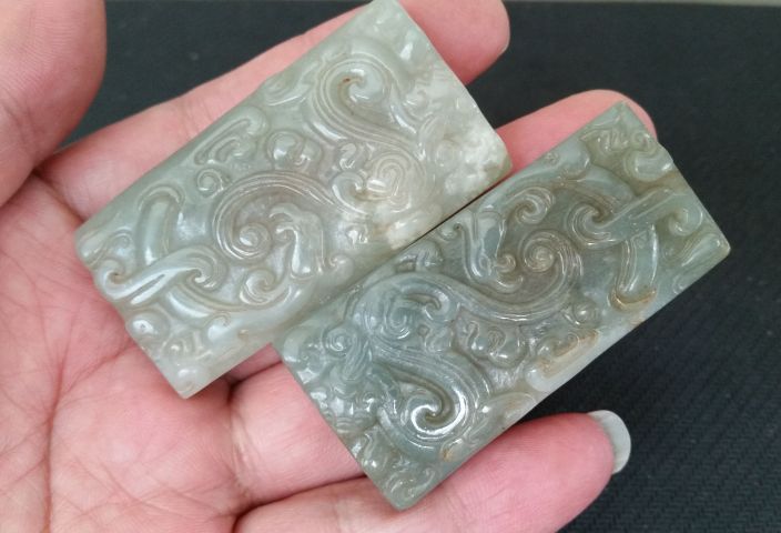 古玩玉器老和田玉龍紋勒子一對拍賣,當前價格980元