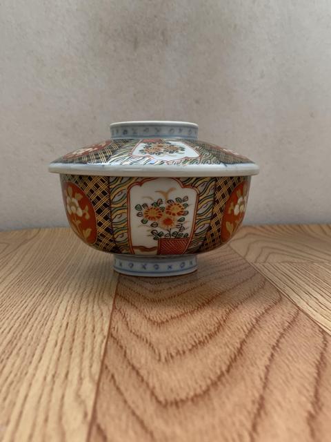 古玩陶瓷花卉紋彩瓷蓋碗拍賣，當(dāng)前價(jià)格450元
