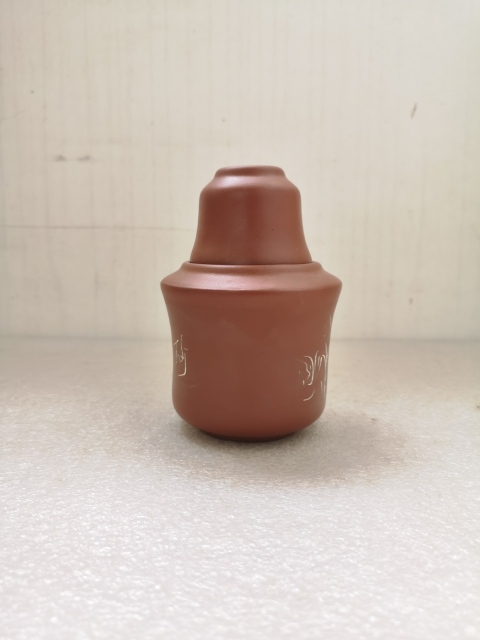 古玩陶瓷出口創匯期酒溫拍賣,當前價格398元