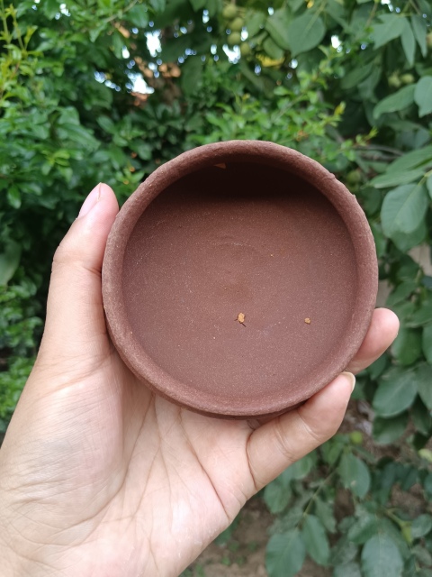 古玩陶瓷清早期～褐釉三足香爐拍賣，當前價格3888元